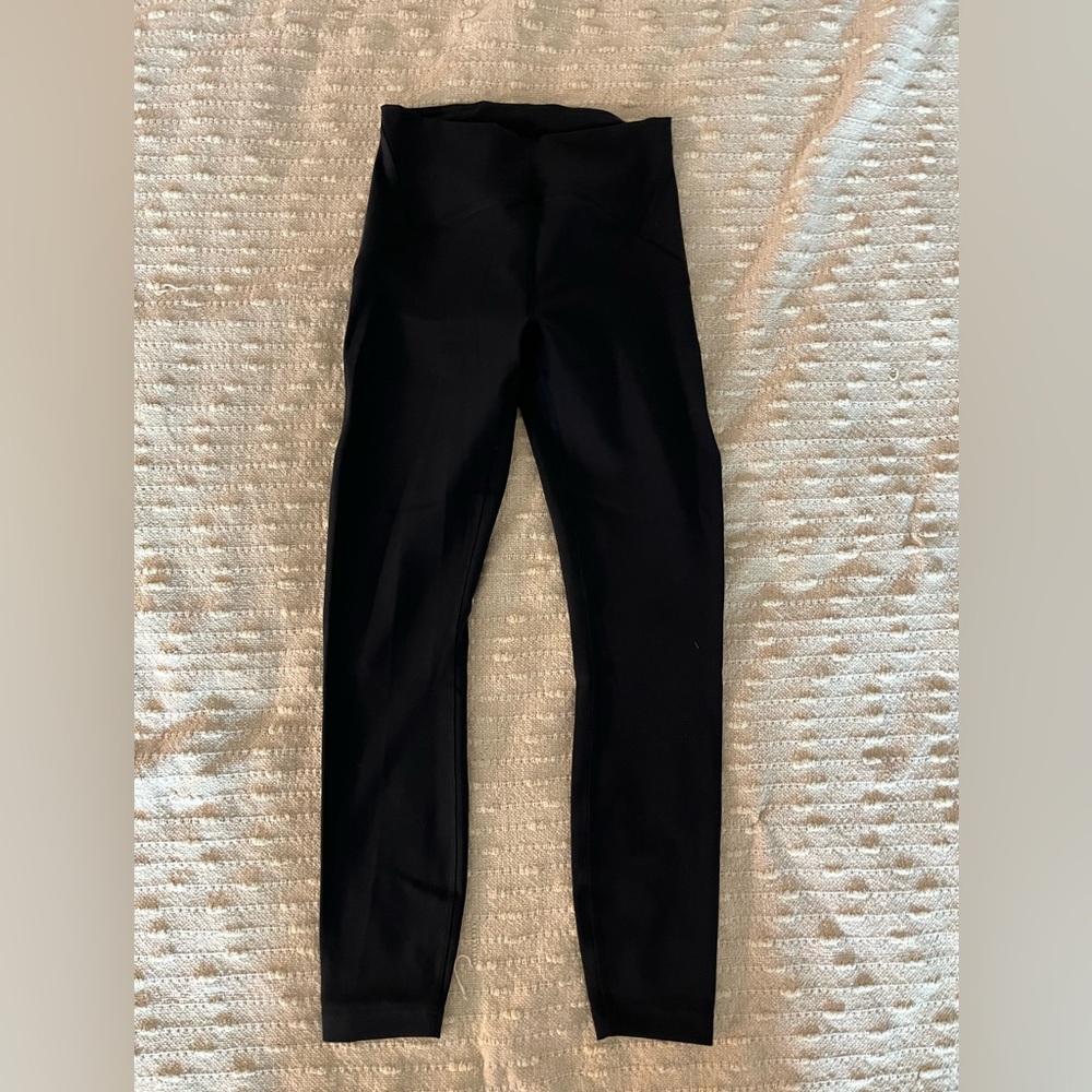 Lululemon Instill 25”